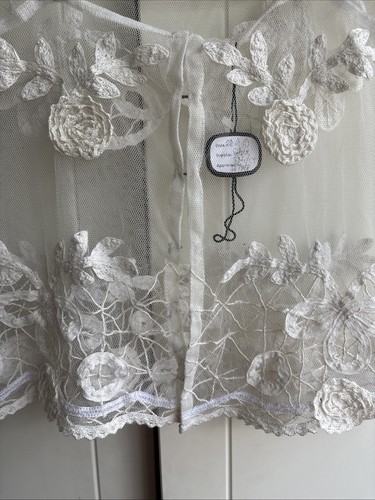 Topshop Women's Vintage style Sheer Floral Embroidered Crop Top Size 10 - Picture 3 of 5