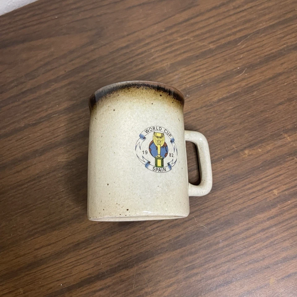 Taza de cerámica de gres jugador de fútbol Italia Mundial de España 1982 vintage Foto 2 de 4