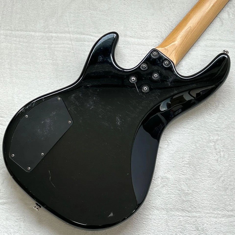 G&L Tribute Series L-2000 Active Bass Dual Humbucker Versatile EQ - Image 4 of 4