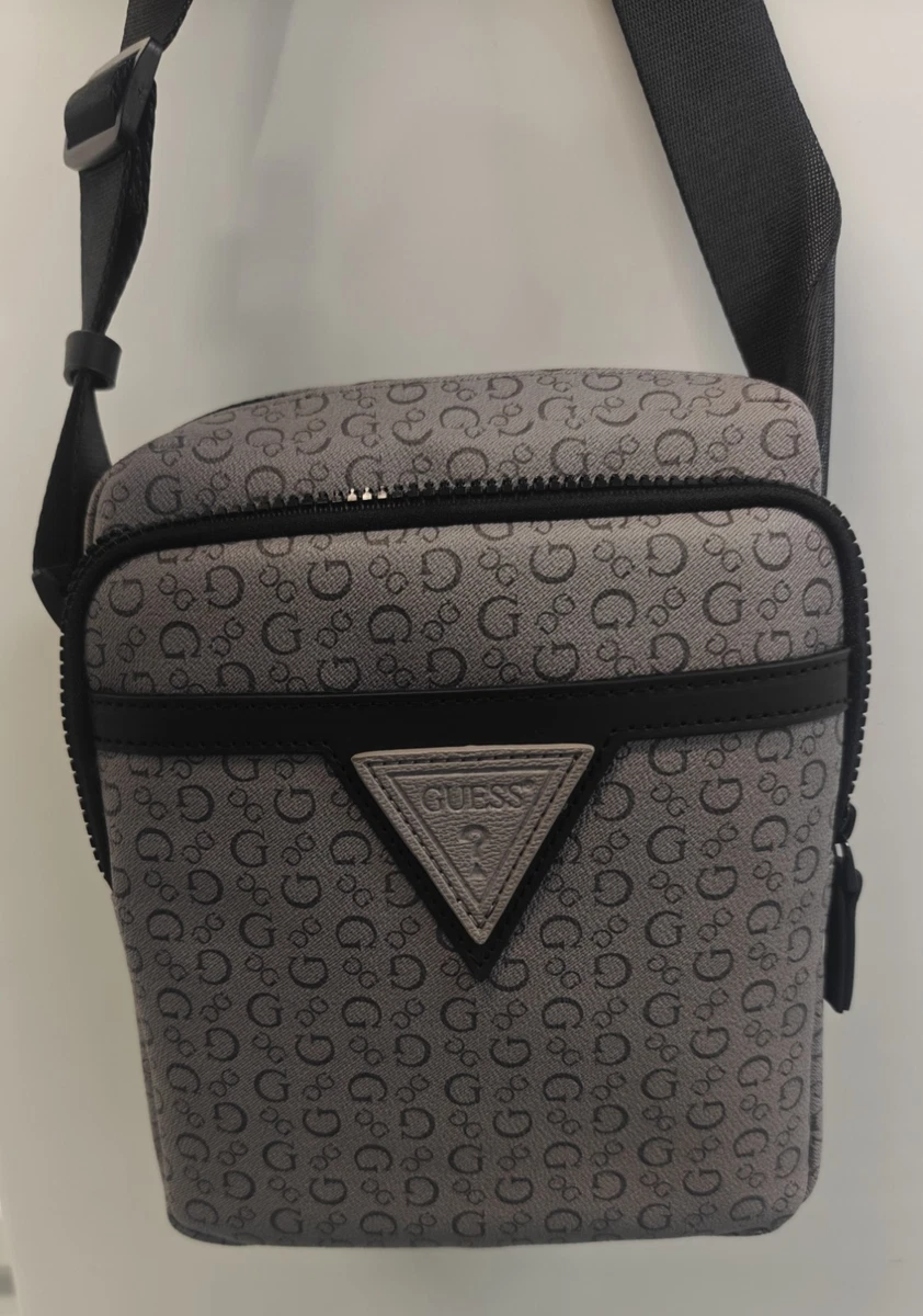 ヨドバシ.com - GUESS ゲス SV212070 [ショルダーバッグ BK] 通販 