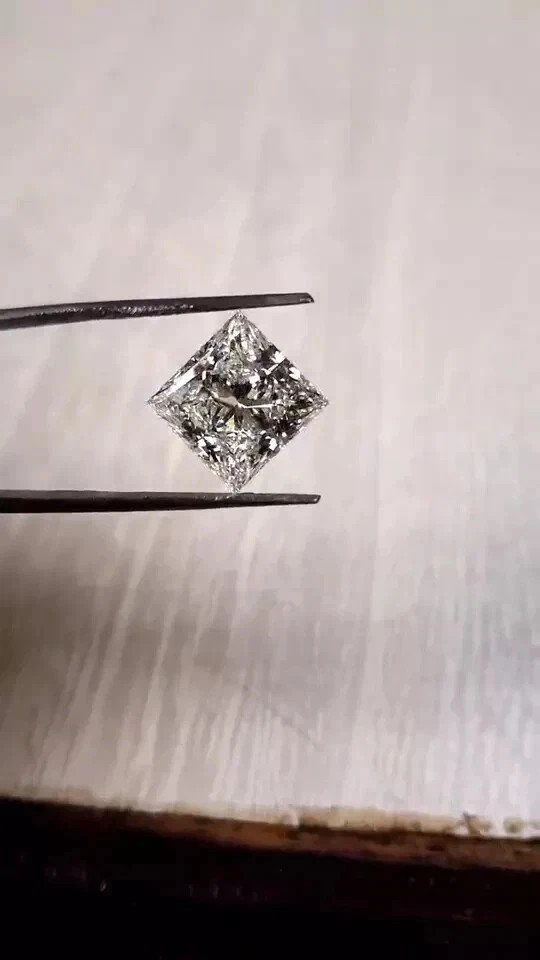 2 CT Princess Cut Loose Lab Grown Diamond Natural D Color VVS1 Clarity Y070