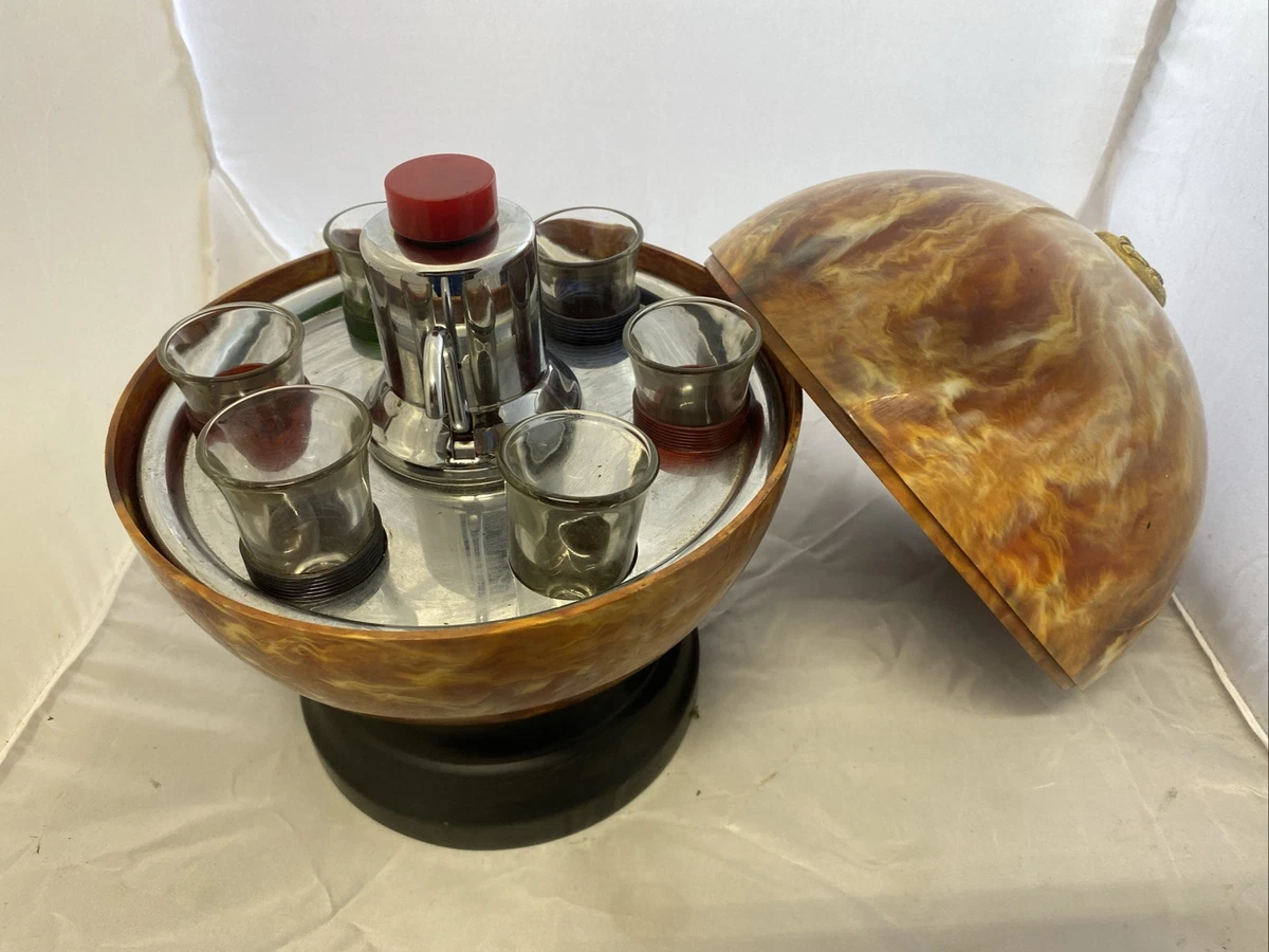 Time Period Manufactured Collectible Decanters 1960-1969 for sale