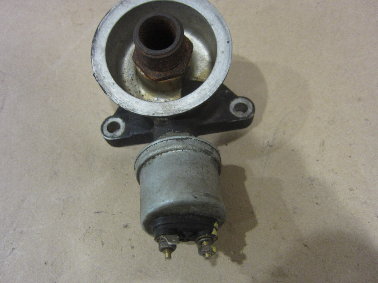 Ferrari 360 - Oil Filter Base Plate With Oil Pressure Transmitter - P/N 173633