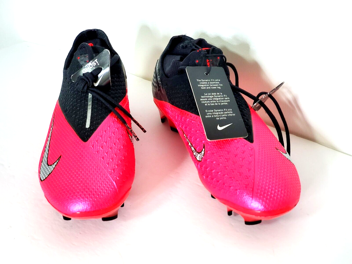 Nike Phantom Vision 2 Elite Dynamic Fit FG Soccer Cleats Nike Phantom Vision 2 Elite Dynamic Fit FG Soccer Cleats