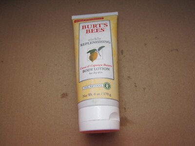 Burts Bees Dry Skin Body Lotion Cocoa Cupuacu Butter 24 Hour Moisture