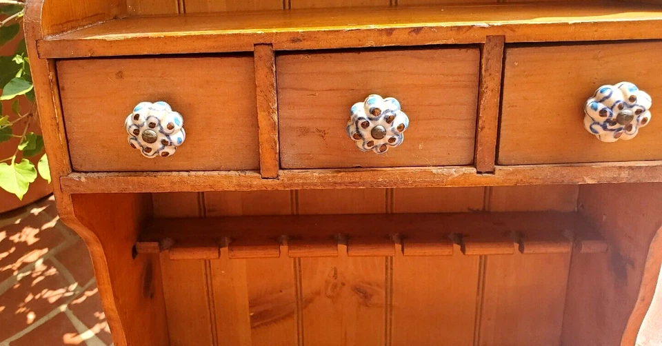 Антикварные примитивные полочные ящики для ложек специй из клена синие фарфоровые ручки - Изображение 4 из 4