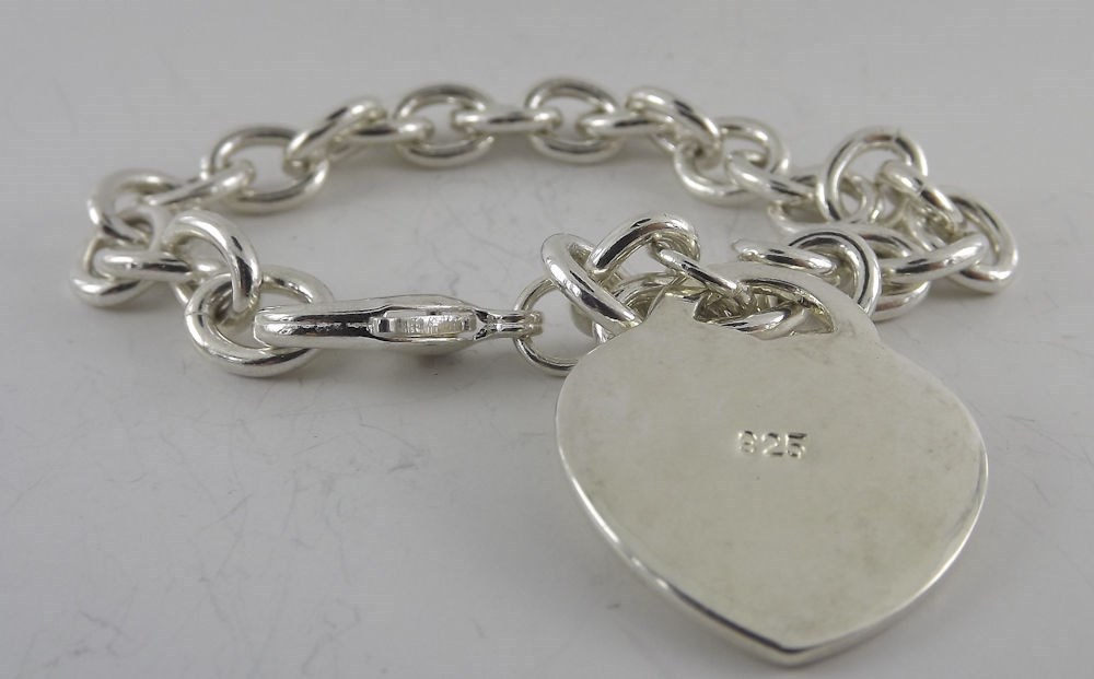 Beautiful sterling Silver Link Bracelet With Heart Shape