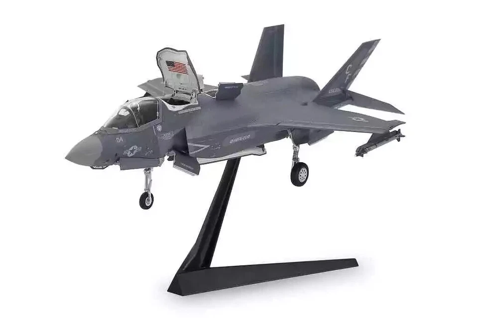 TAMIYA 1:72 KIT AEREO LOCKHEED MARTIN F-35 B LIGHTNING II 21,5 cm ART 60793 - Immagine 2 di 4