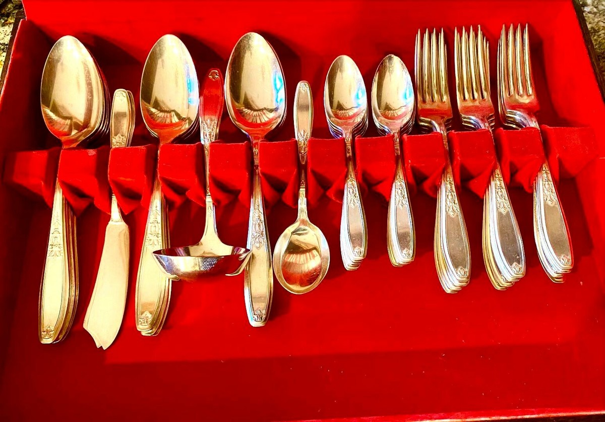 1847 Rogers Brothers Silver Plated Flatware Set | eBay