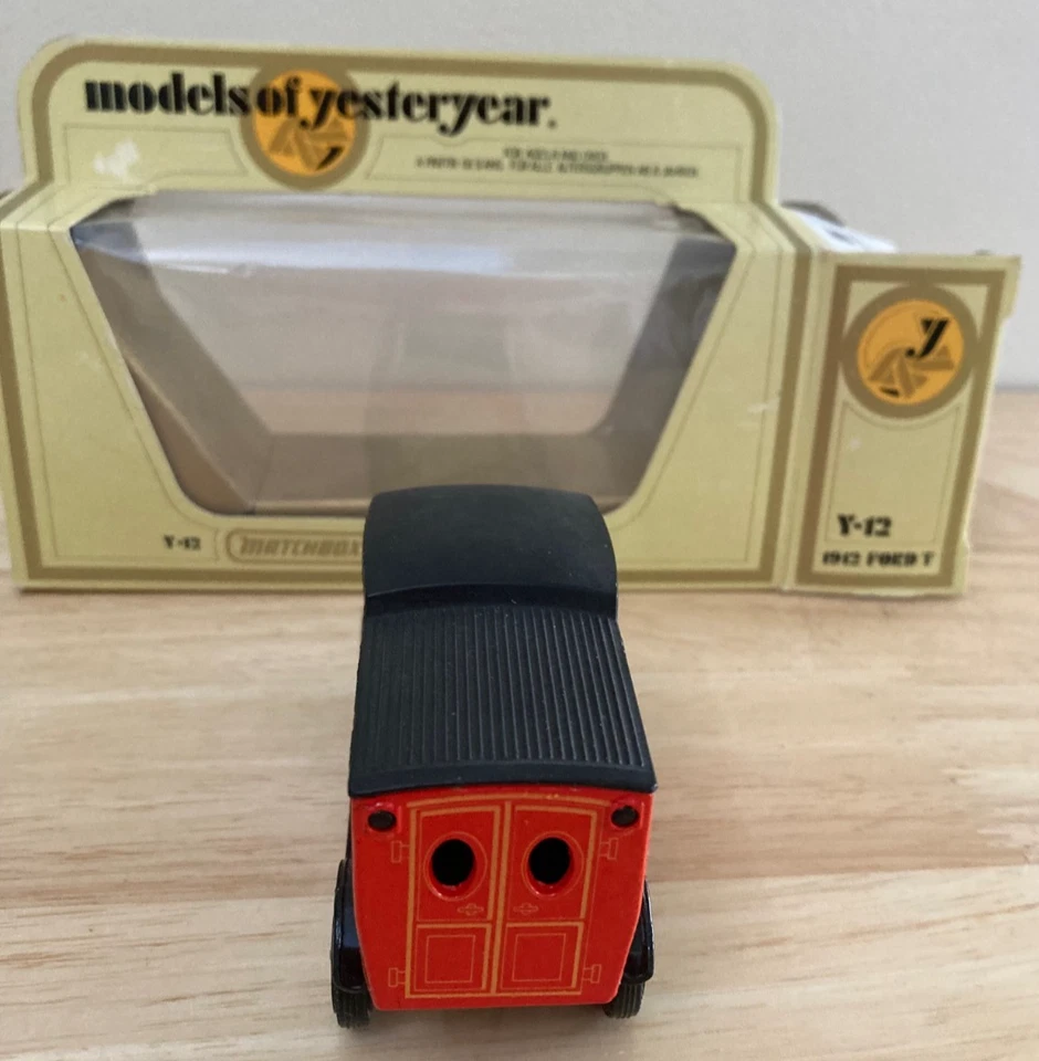 Matchbox Models of Yesteryear 1912 Ford Model T  Y-12  Arnotts Biscuits England - Image 2 of 4