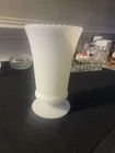 Vintage Ribbed Milkglass Vase EO Brody Co. Cleveland OH USA M5000 7.5"