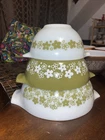 Vintage Pyrex Spring Blossom Crazy Daisy Nested Mixing Bowls Set of 3
