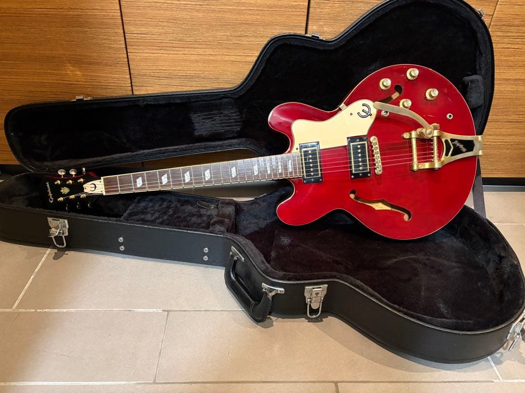 ギター epiphone riviera YEC Epiphone Riviera YEC / Electric Bass Guitar w/ Original HC | eBay