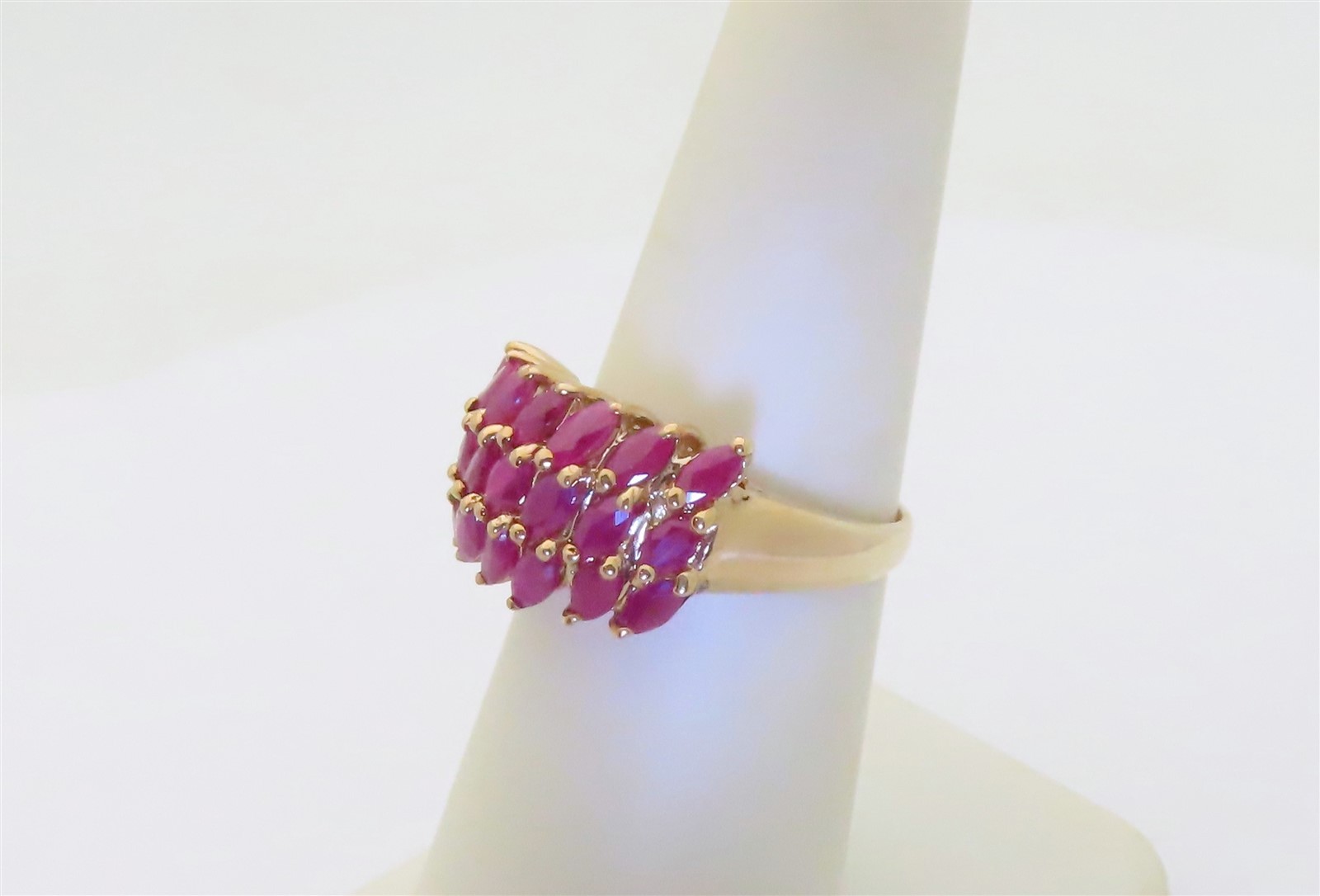 Vintage Natural Ruby Rings Solid Gold Womens Jewe… - image 9