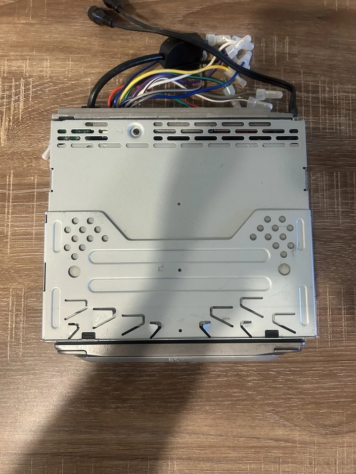 VINTAGE Sony Head unitCDX—CA810X MD/CD Changer Control XM Radio CD -R /RW MP3 - Image 4 of 4