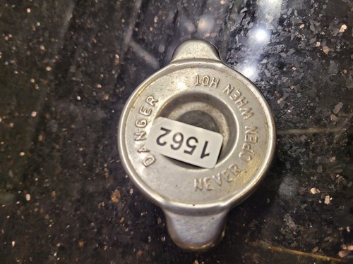 Radiator Cap RC12013 13PSI Fit Toyota Honda Nissan Subaru Mazda GM Hyundai