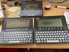 Psion Series 3 MEGA LOT of 3 PDAs Serial Link, Case, Manuals, Chess Game Cart