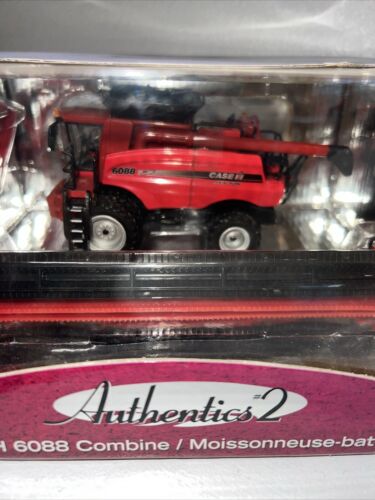 Ertl Authentics #2 Case IH 1/64 6088 Combine w/Grain & Corn Heads #14772 NIB - Picture 2 of 6