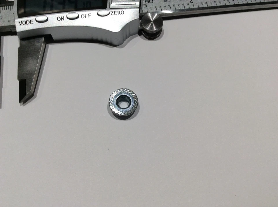 6 tuercas ikea 104875 se adapta a marco de cama ikea dobladillos y otros muebles ikea  Foto 4 de 4