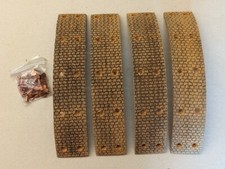 AUSTIN GIPSY  1958 TO 1968 NEW REAR BRAKE LININGS WITH RIVETS SET of 4 JN224