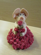 Lovely "Piggin' Love" Collector's Club Limited Ed. Members only Special (1999)