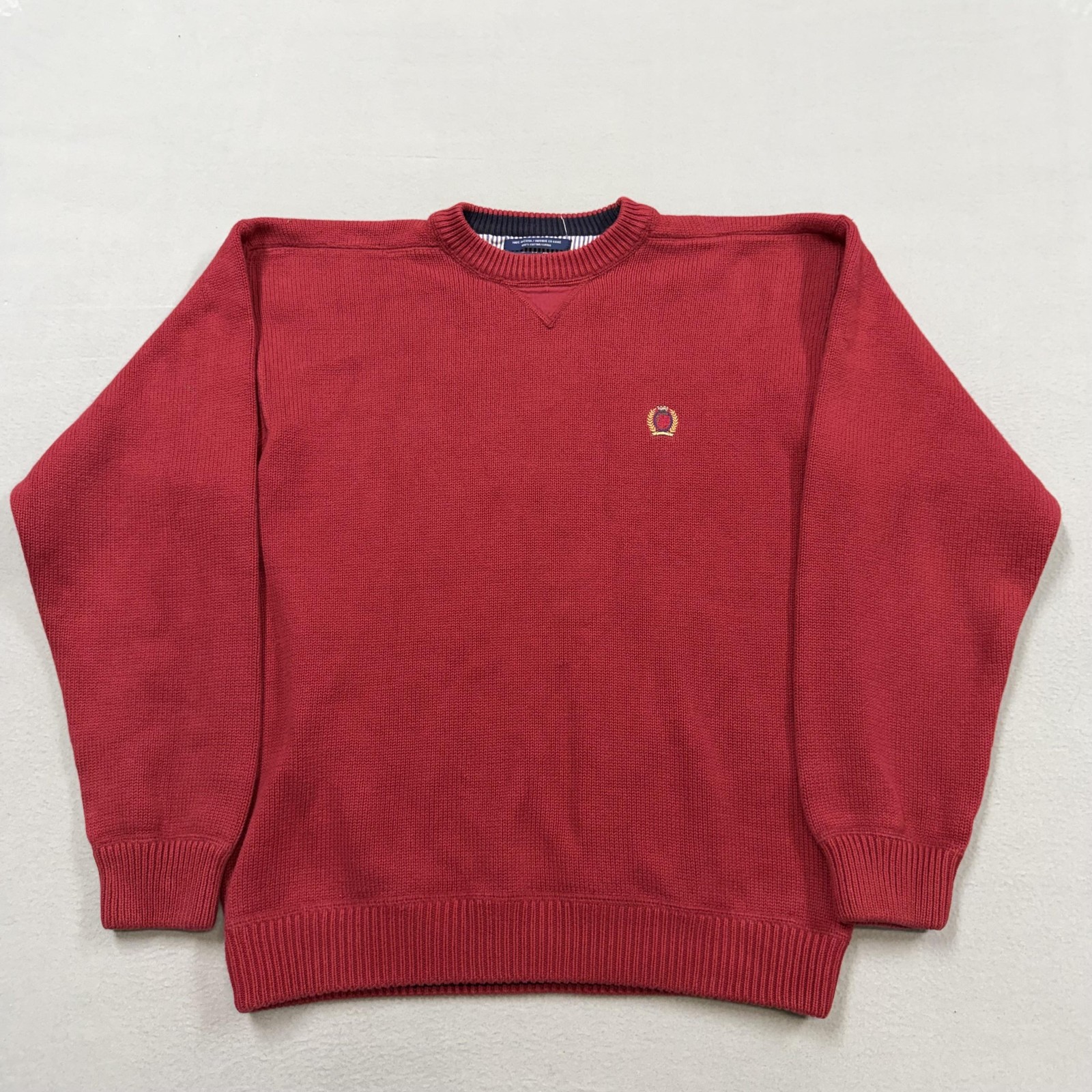 Vintage Tommy Hilfiger sweater mens large red crest logo 90s heavyweight cotton