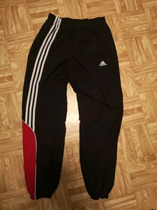 rote adidas hose herren
