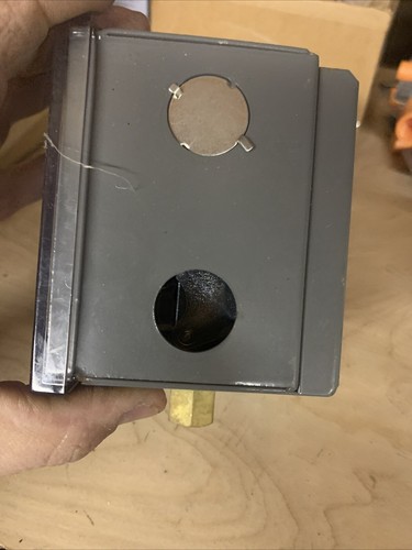 Honeywell L404F1367 Pressuretrol Controller Max 8 PSI - Picture 6 of 6