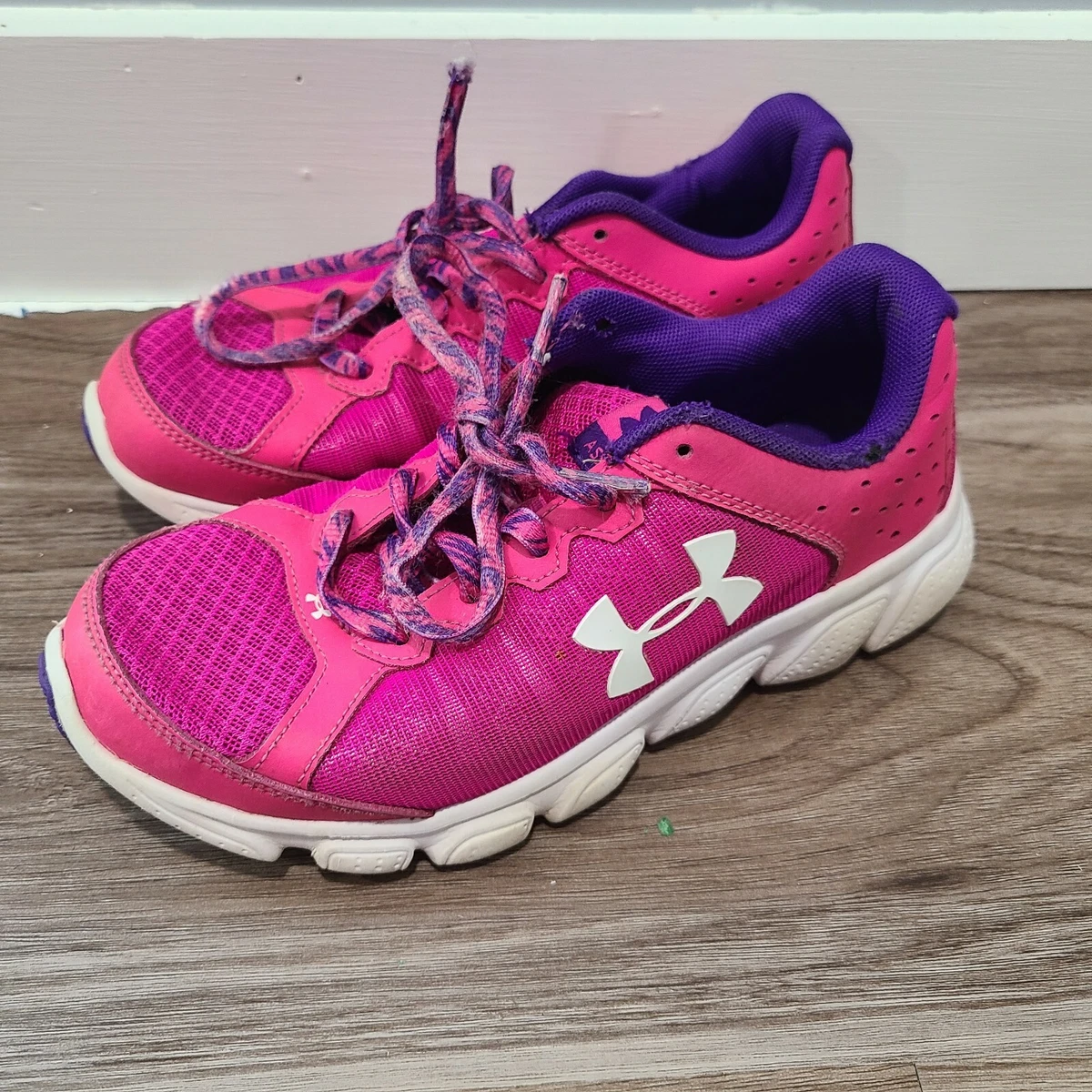Under Armour Micro G Assert 6 Youth Girl s Running Shoes Size 2.5 Y Pink Sneaker