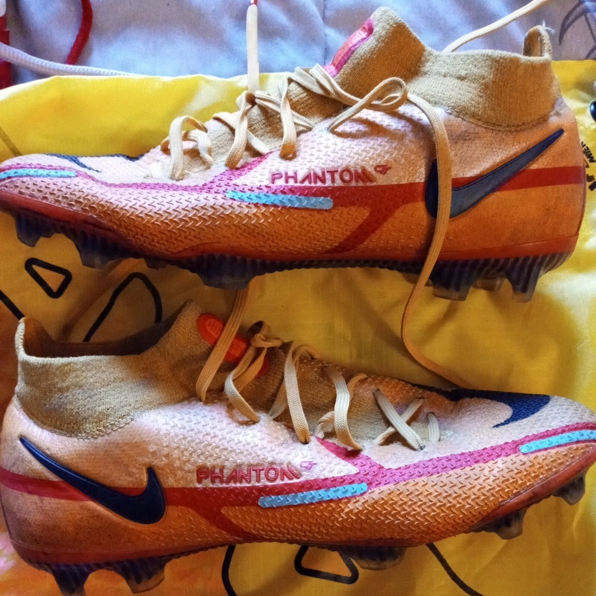 Size 6.5 - Nike Phantom GT2 DF Elite FG Laser Orange Bright