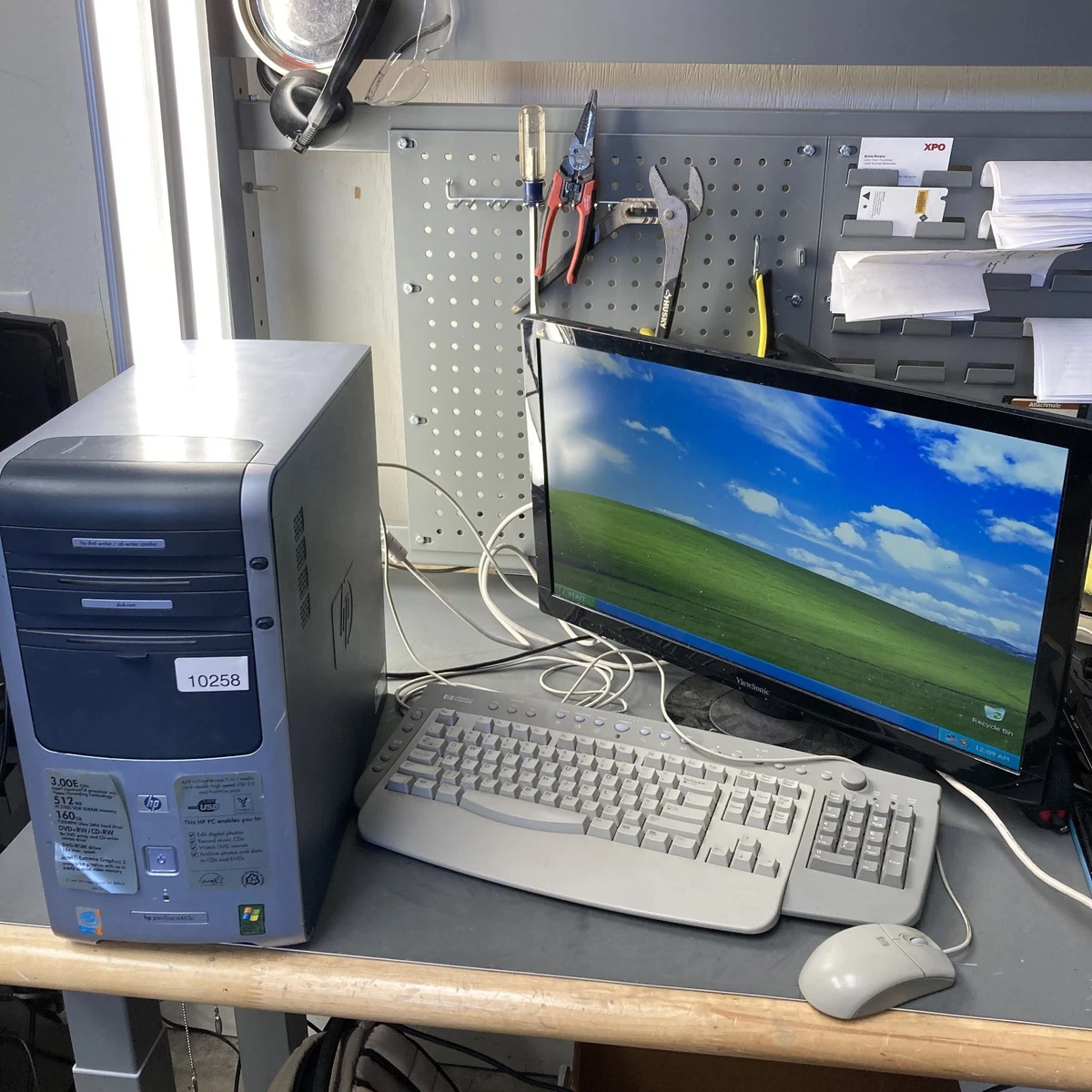 HP Windows XP Intel Pentium 4 PC Desktops & All-In-One Computers