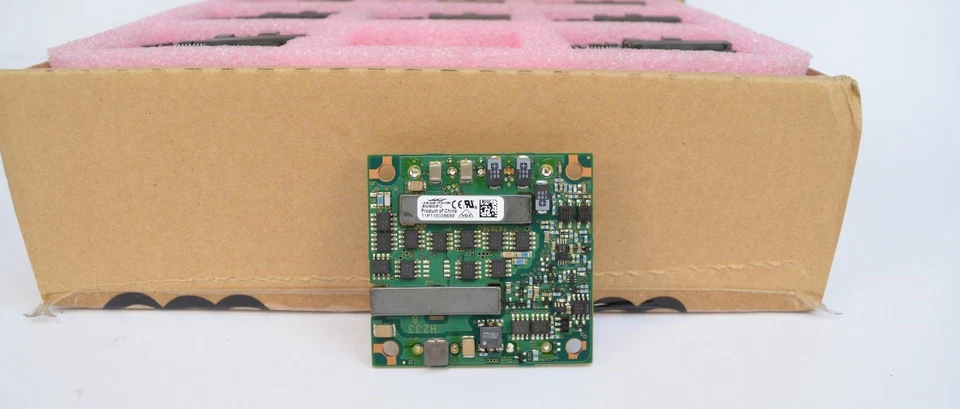 Lot of 27 Lineage Power JRW060A0F1Z DC/DC Power Module 36-75V - 3.3V 60A 198W - Image 2 of 4