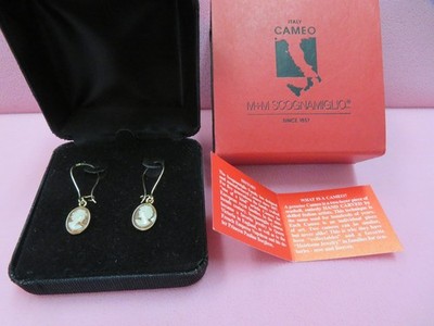 Italy M+M Scognamiglio 14k Solid Y. Gold Kidney Wire Cameo Dangle Earrings