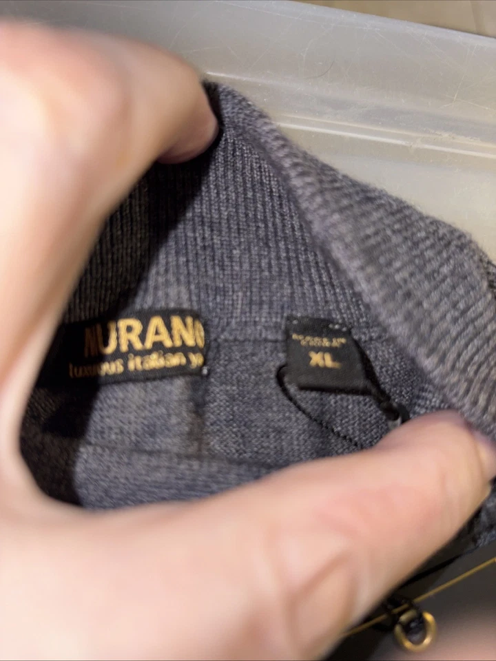 Suéter Murano Para Hombre Hermoso XL Negro y Gris 100% Lana Merino Cuello Simulado Foto 2 de 4