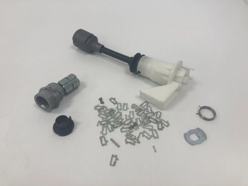 Genuine Ford Focus 2004+/C-Max CAP 2003-2007 Lock Cylinder Repair Kit 4556337 - Image 2 of 3