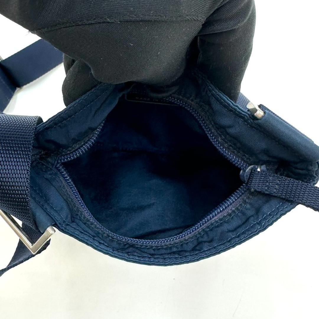 PRADA Nylon Triangle Logo Shoulder Bag Vintage Navy Authentic Crossbody Bag thumbnail 13