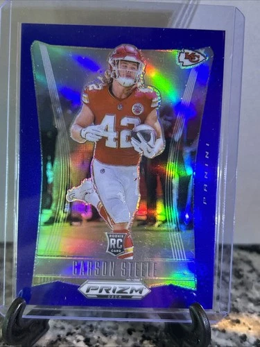2024 Panini Prizm Deca Football Blue Carson Steele #159