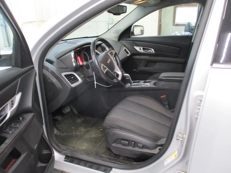 Used Fuel Pump Control Module fits: 2012 Gmc Terrain Fuel Pump RH inner quarter Foto 2 de 4