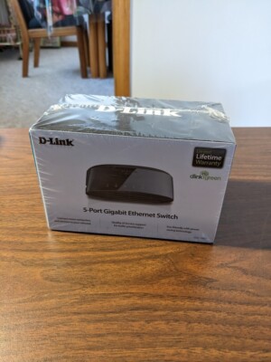 D-Link (DGS-1005G) 5-Ports External Ethernet Switch, NEW in original sealed box