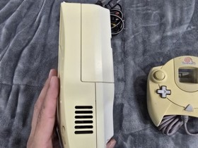 Sega Dreamcast Console HKT-3020 w/ OEM controller And Cables