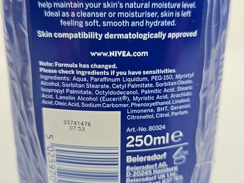 NIVEA Lotion Light Moisturising & Cleansing Non-greasy Pack of 6 x 250ml NEW - Picture 8 of 12