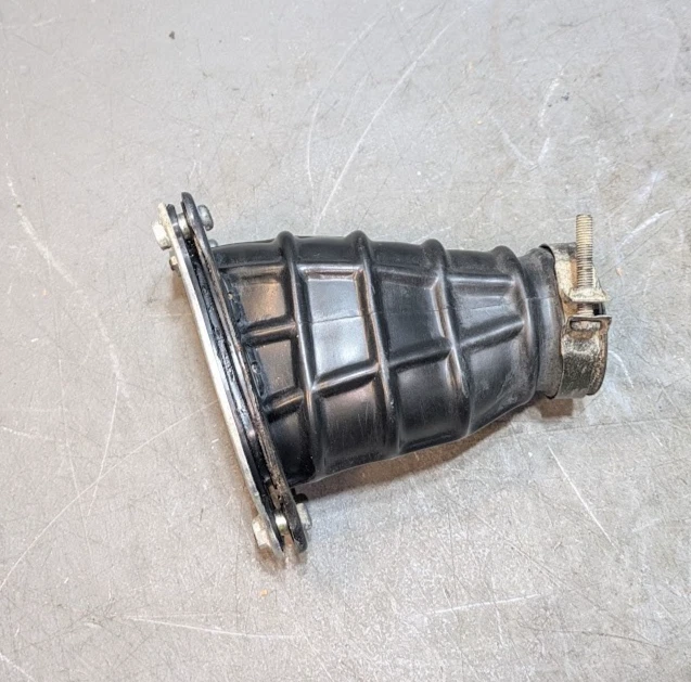 Honda XL250R Air Box Left Carburetor Connecting Tube Boot Joint 1984-1987