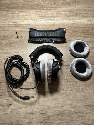 Beyerdynamic DT 990 PRO 250 OHM Ohrumschließende Kopfhörer OVP