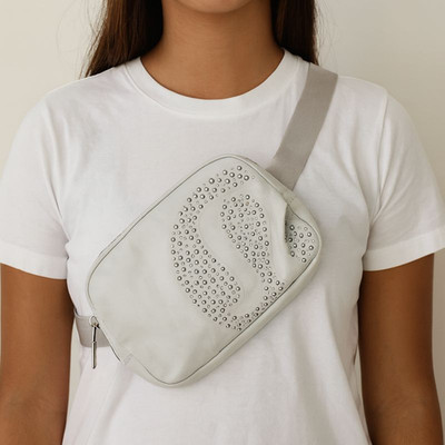 Lululemon Everywhere Belt Bag Crossbody Studded Vapor White Silver Studs Flawed