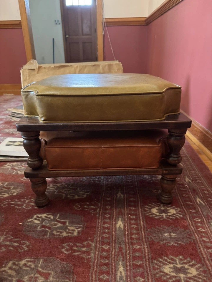 Par de otomanas apilables Ethan Allen Foto 4 de 4