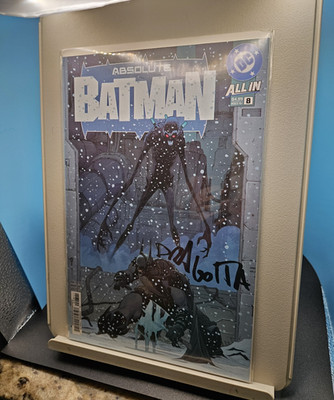 DC Comics Absolute Batman #8   Signed by Nick Dragotta   Batman Comic Book