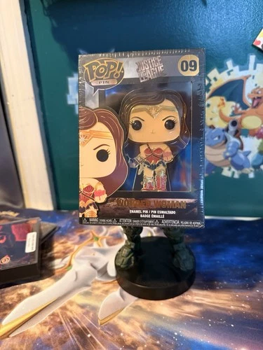 Funko POP! Pin Enamel Pin Justice League Wonder Woman #09