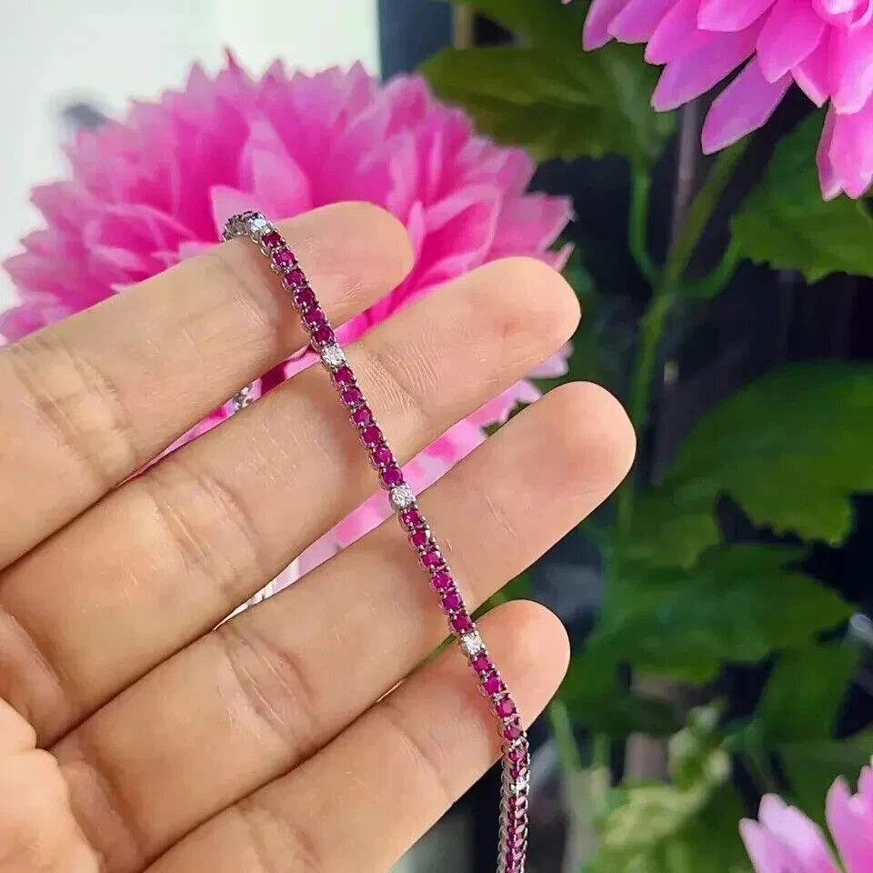 Brazalete Tenis Rubí Creado en Laboratorio 3MM Corte Redondo 7Ct Chapado en Oro Blanco 14k Foto 3 de 4