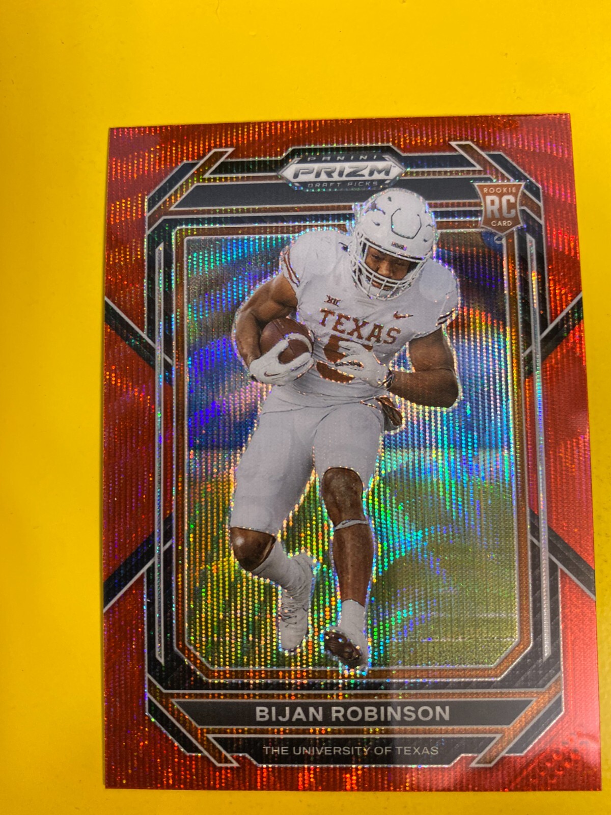 RS18027  2023 Prizm Draft Picks Prizms Ruby Wave #115 Bijan Robinson ROOKIE