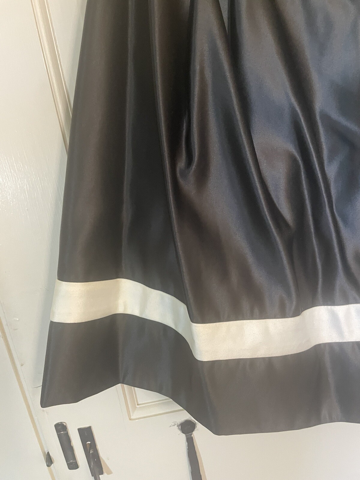 Picture 4 of 10